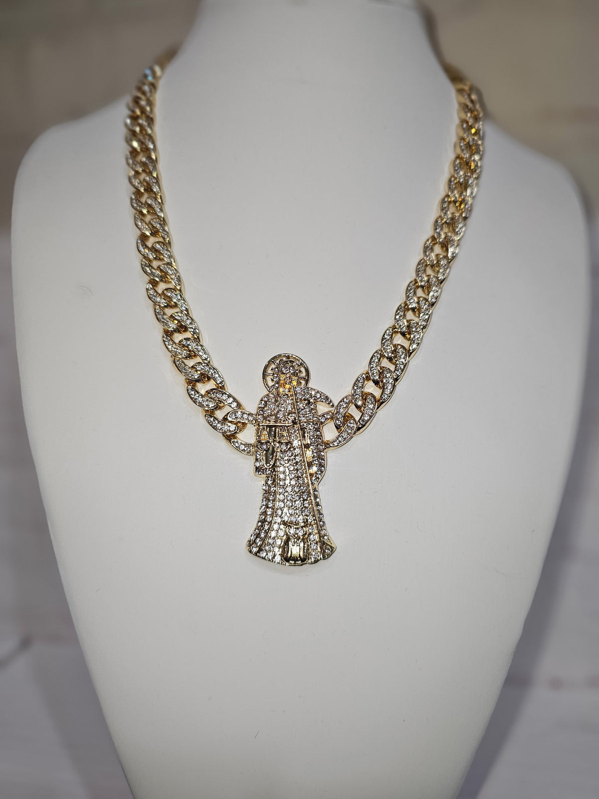 Santa Cuban Necklace