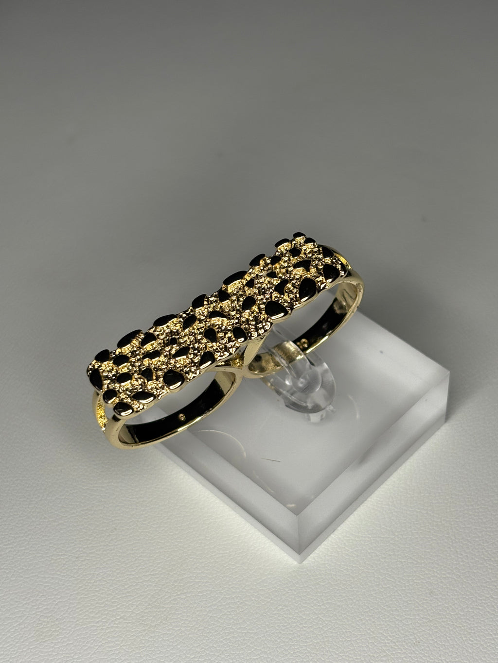 Double Finger Nugget Ring