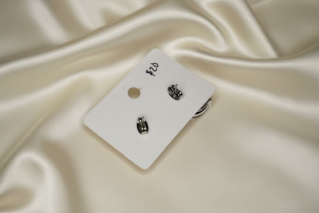 MiMi Heart Earrings