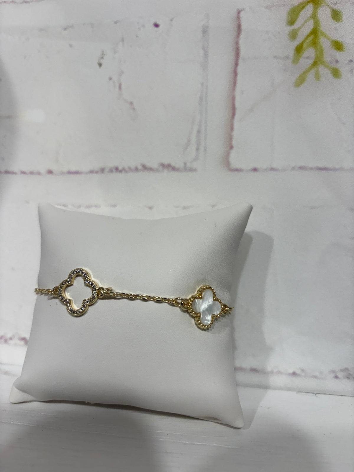 Sweet C-thru Petal  Charm Bracelet