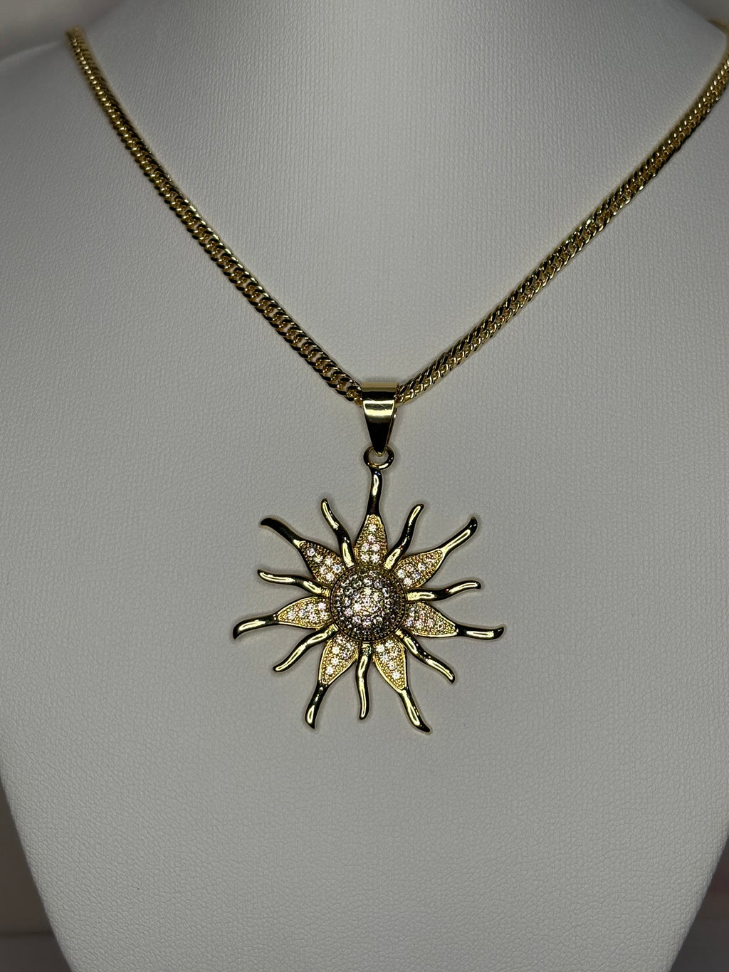 Sol necklace