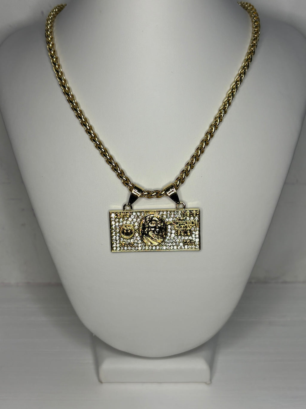 Billie Necklace