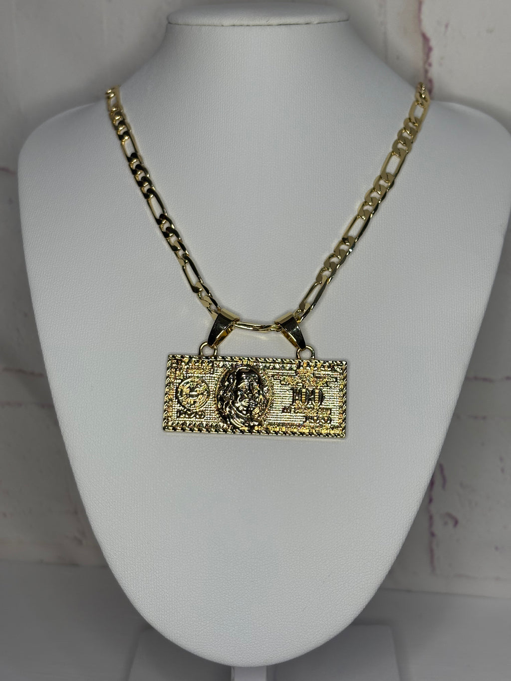 Gold Hundo Big Bill Chain