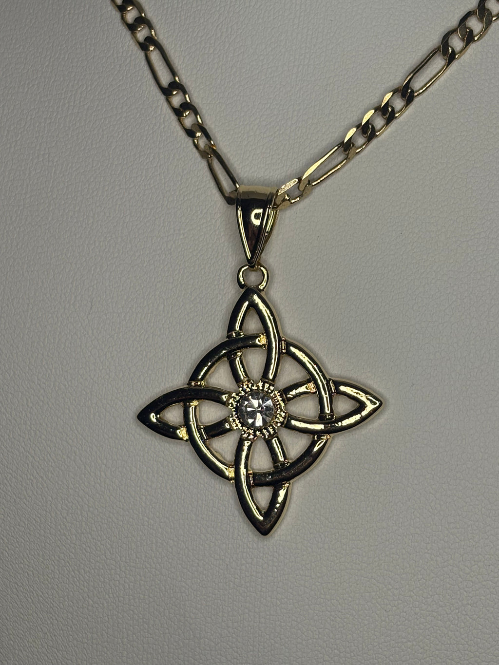 Goldy Witches Knot Necklace #2