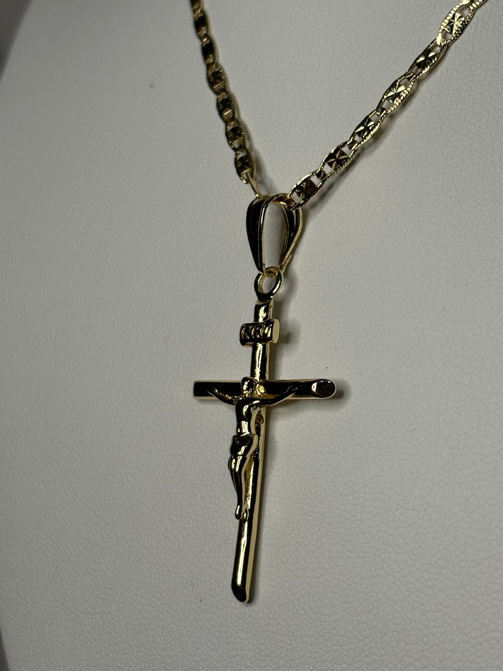 Simple Gold Gross Necklace