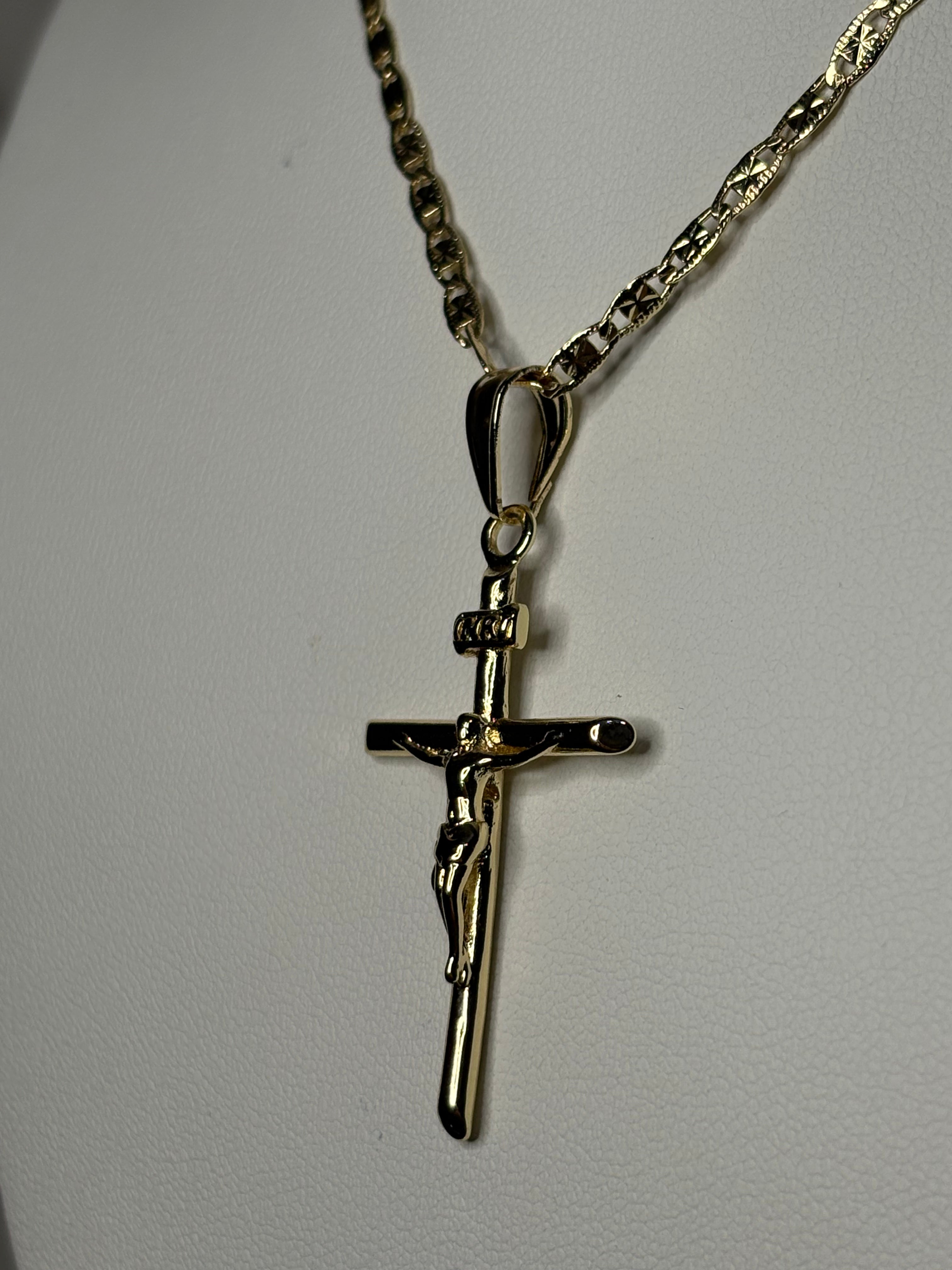 Simple Gold Gross Necklace