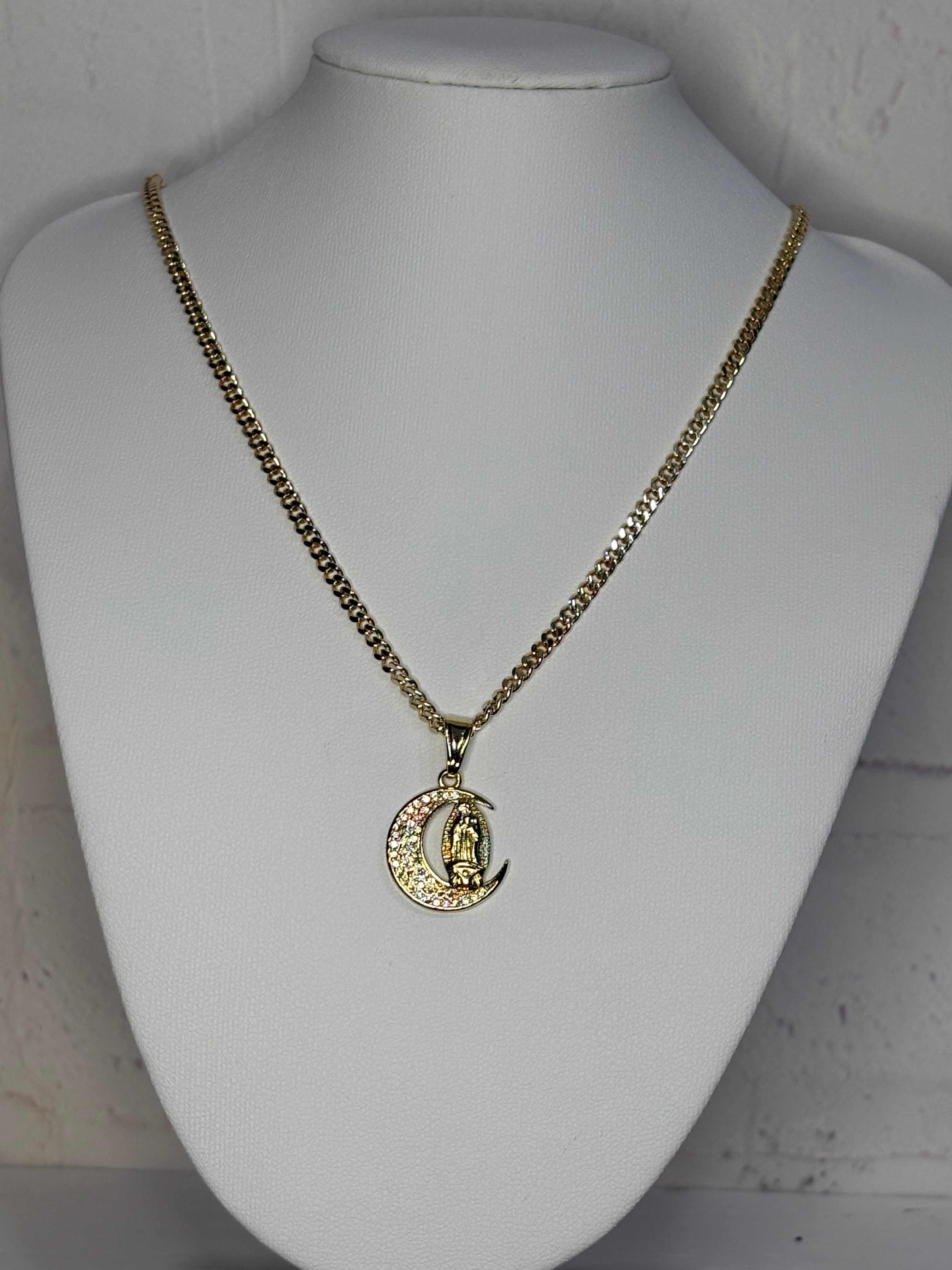Moon de Virgen de Guadalupe Necklace