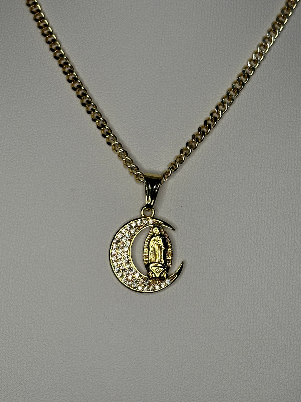 Moon de Virgen de Guadalupe Necklace