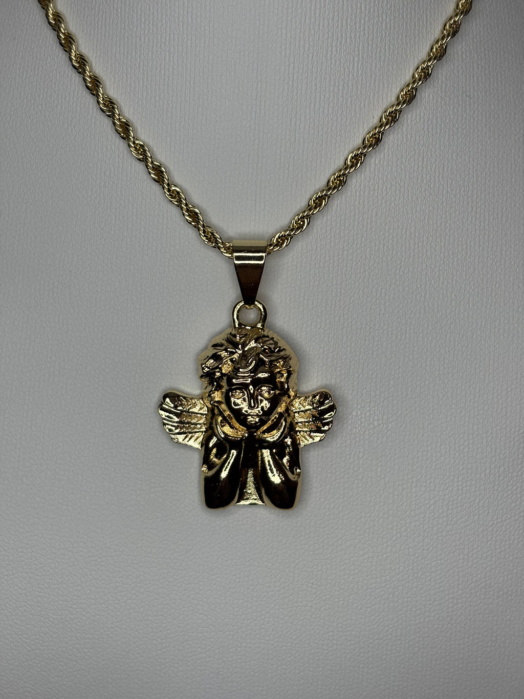 Angel piece necklace