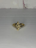 Gld witches knot ring