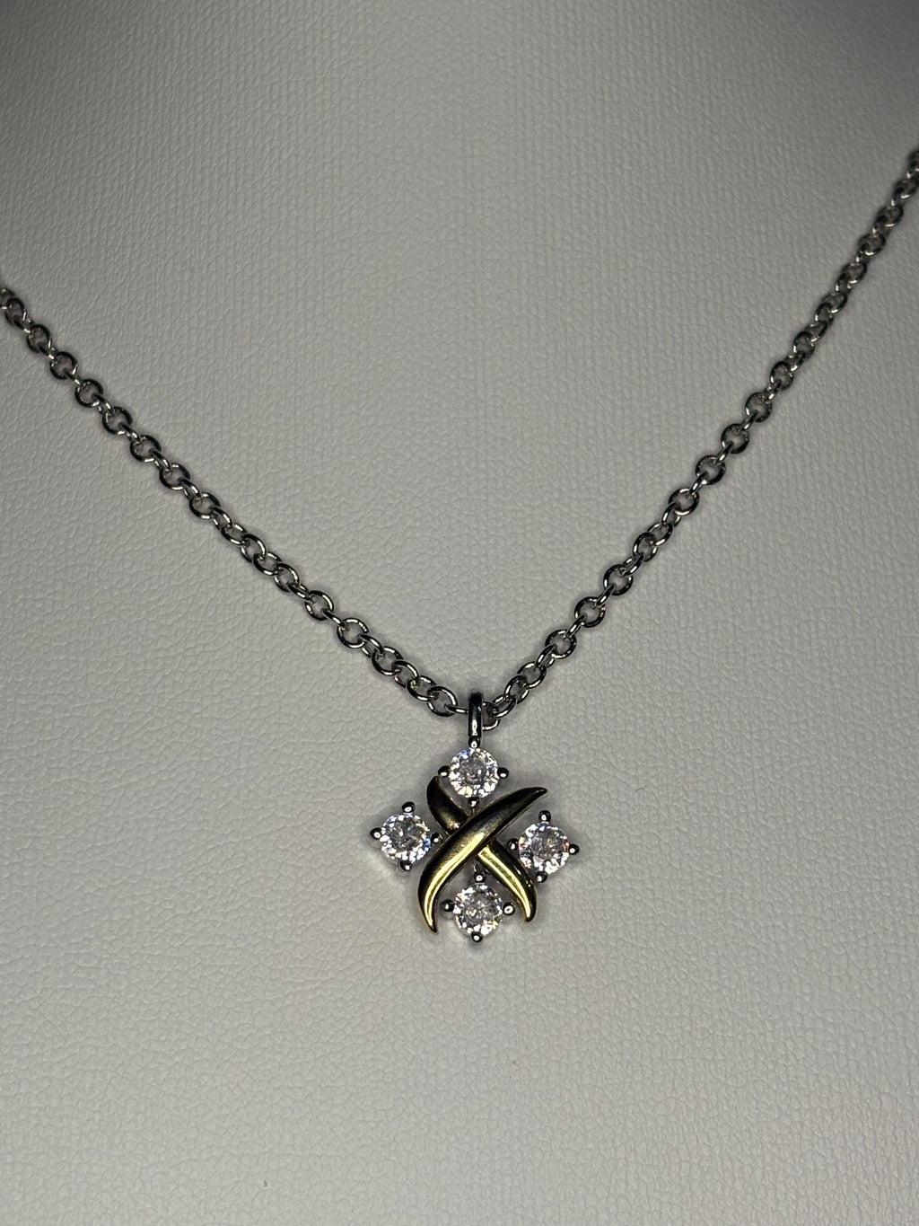 Hex T & C Diamond Necklace