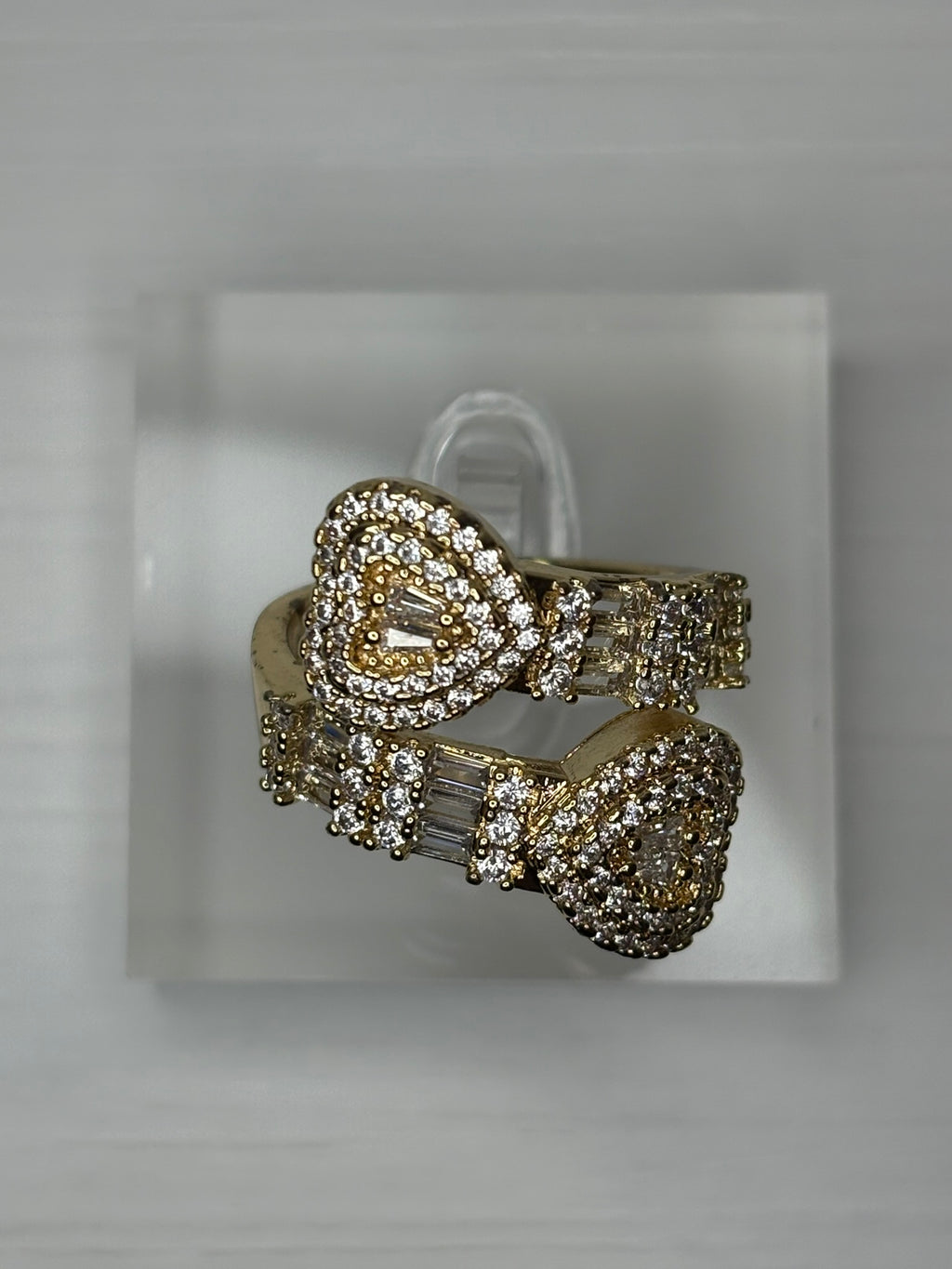 Heartstrings Gold Ring