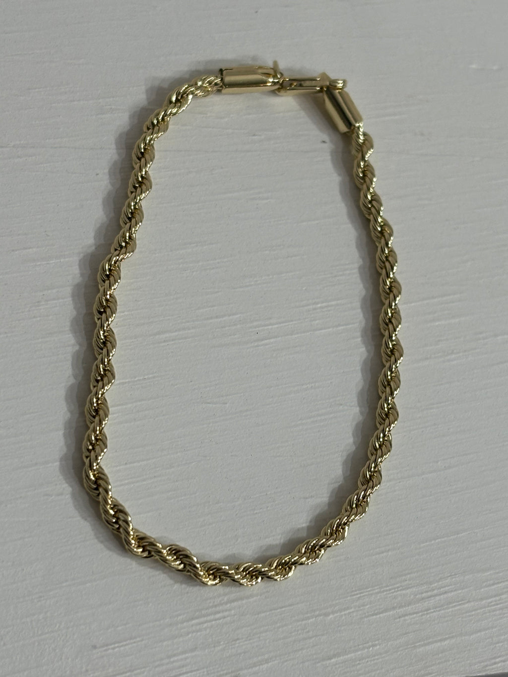Simple rope bracelet (skinny version)