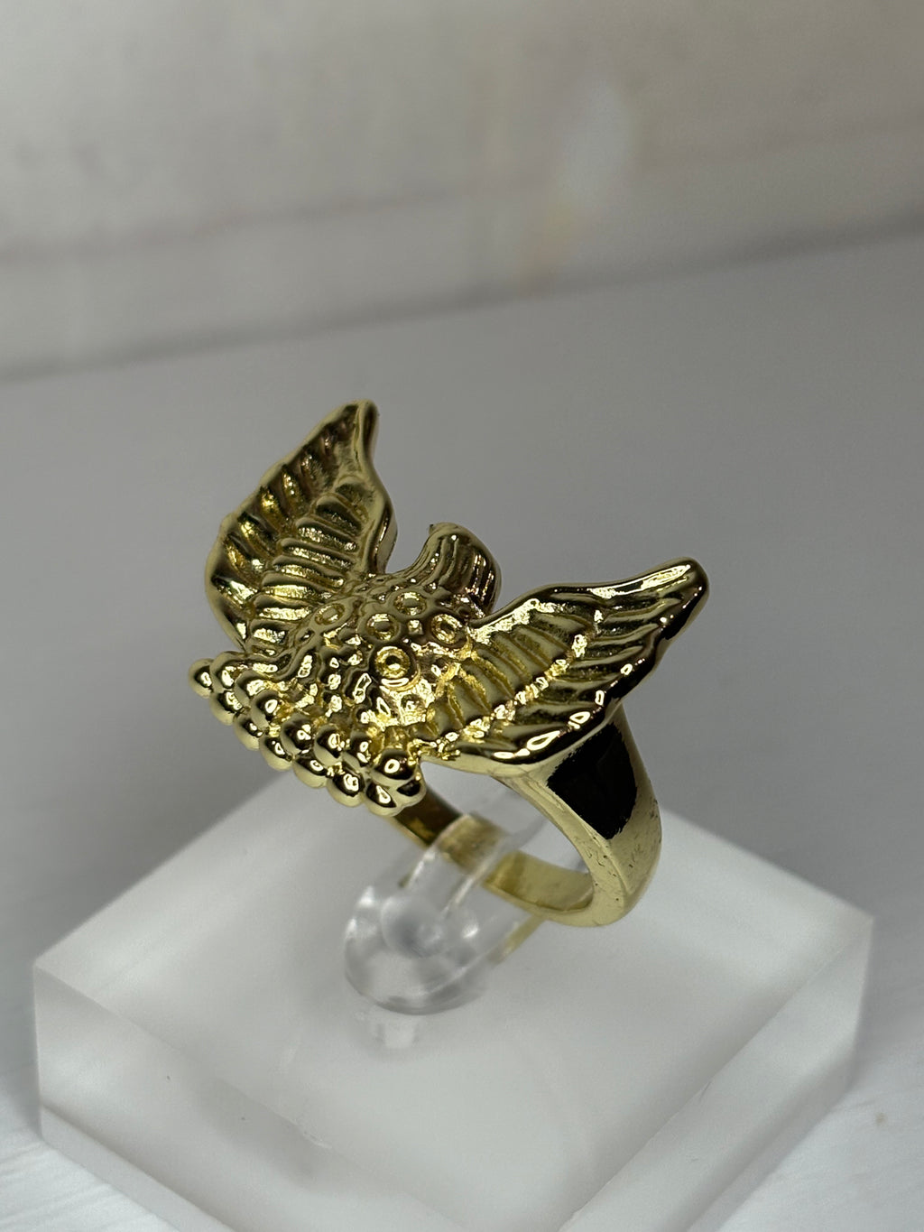 Eagle ring