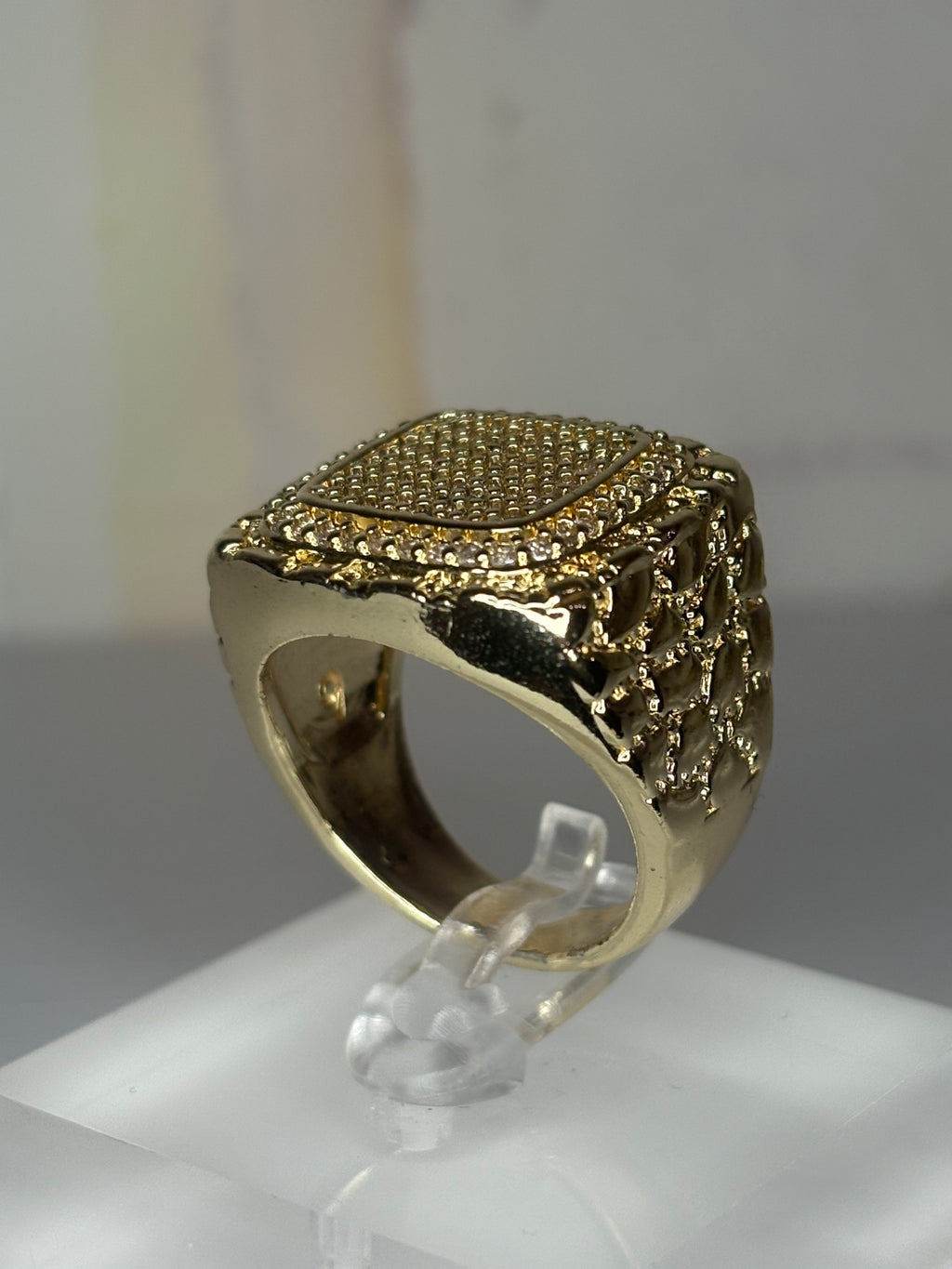 Ibn ring