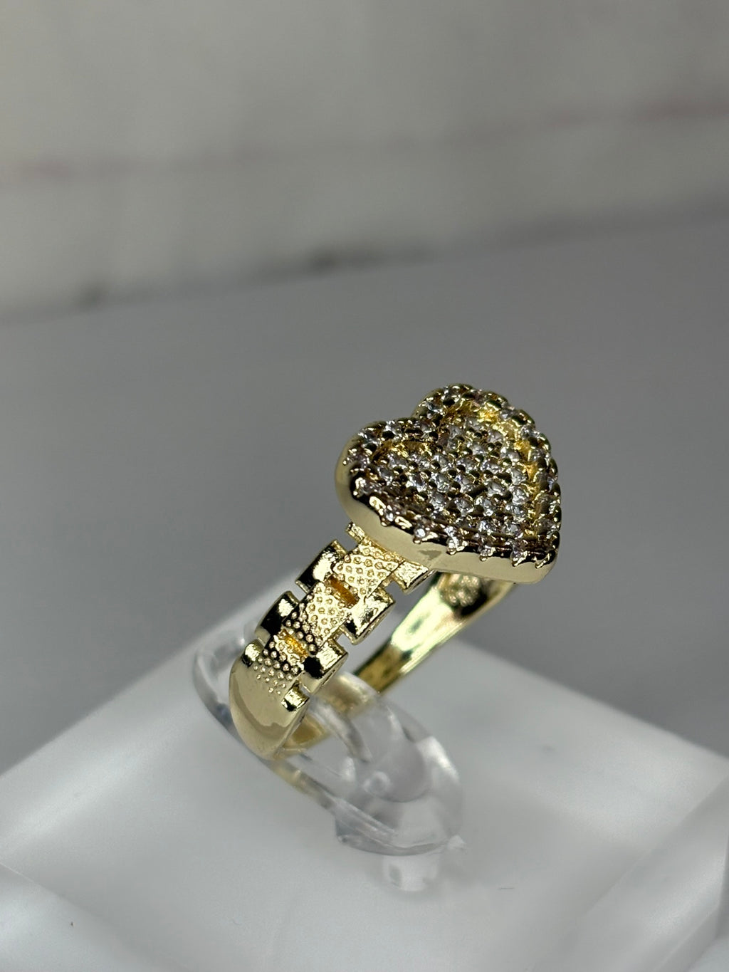 Pretty in White Ring