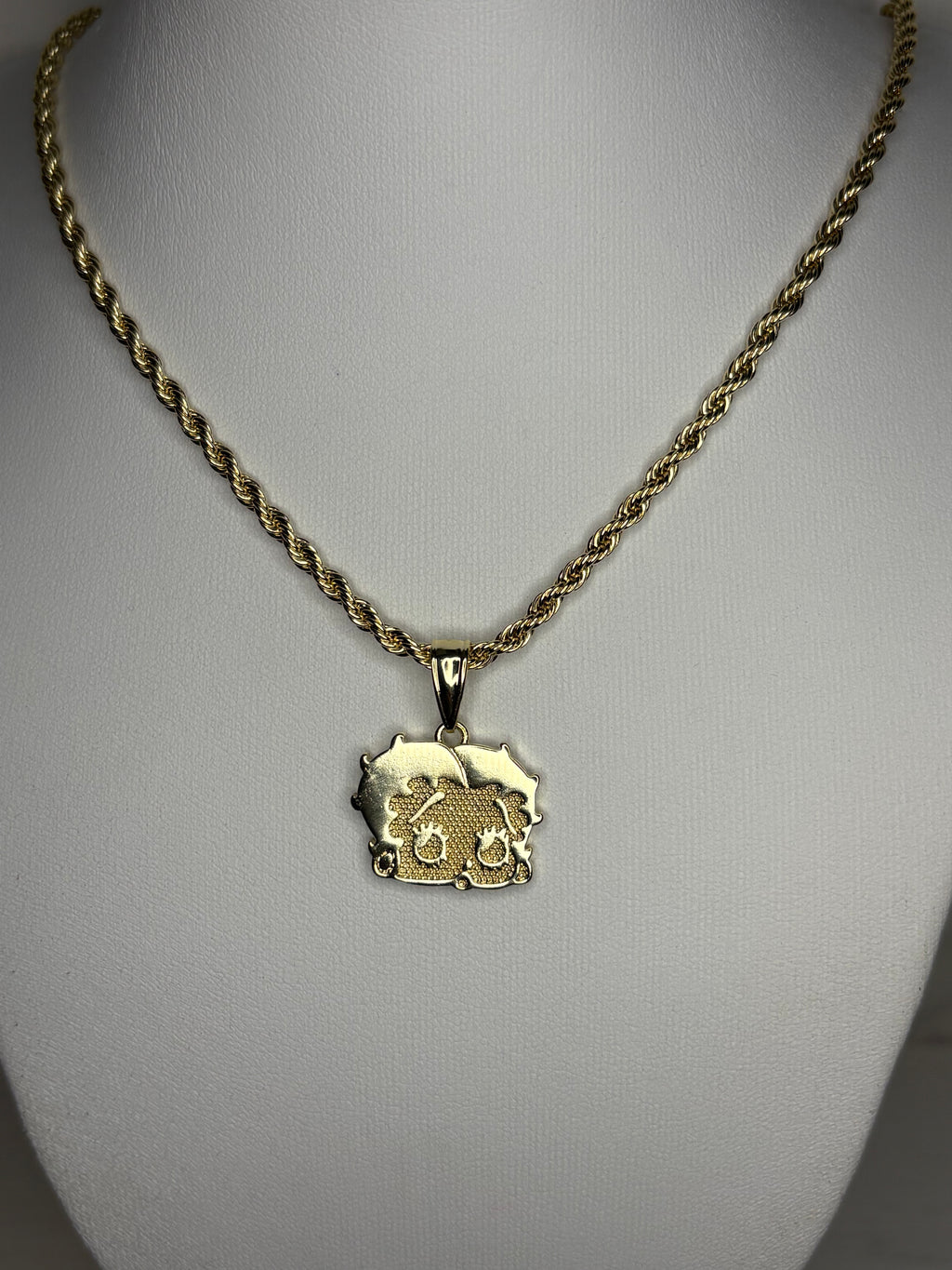 Betty Boop face necklace