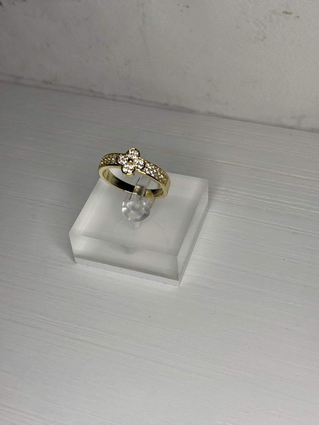 Joana ring