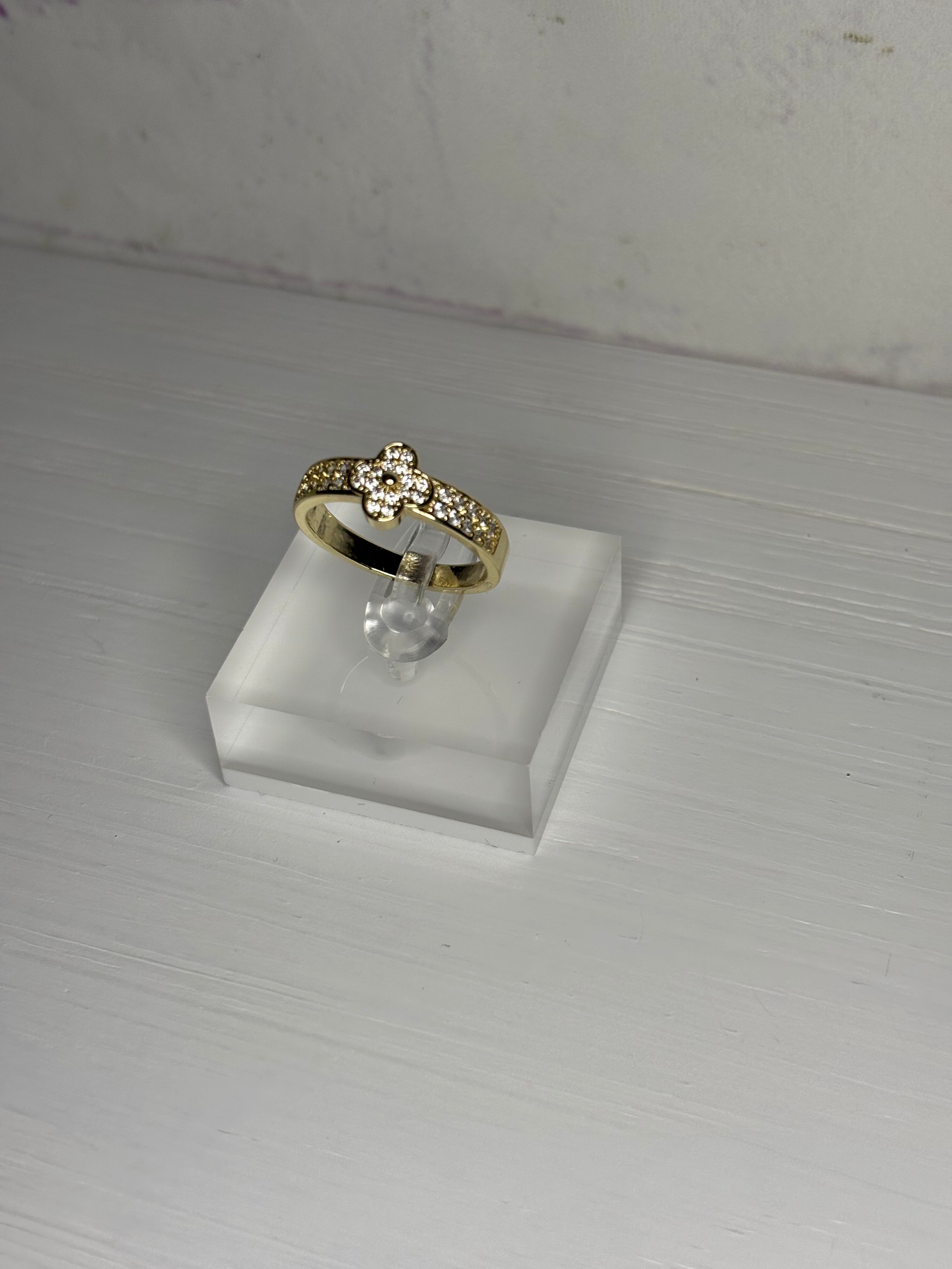 Joana ring