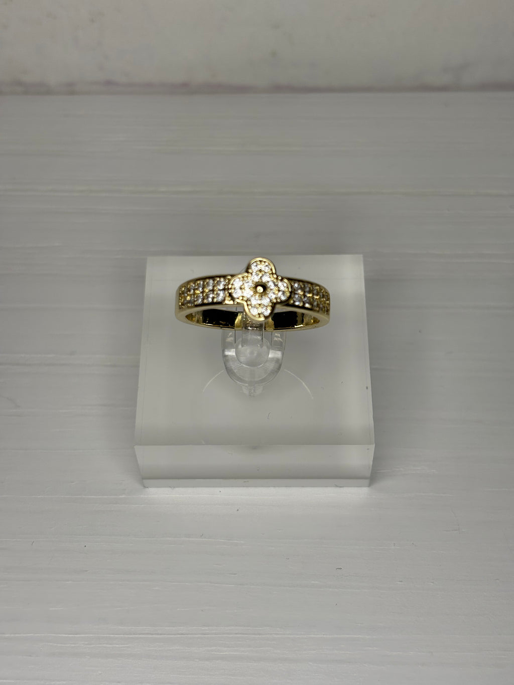 Joana ring