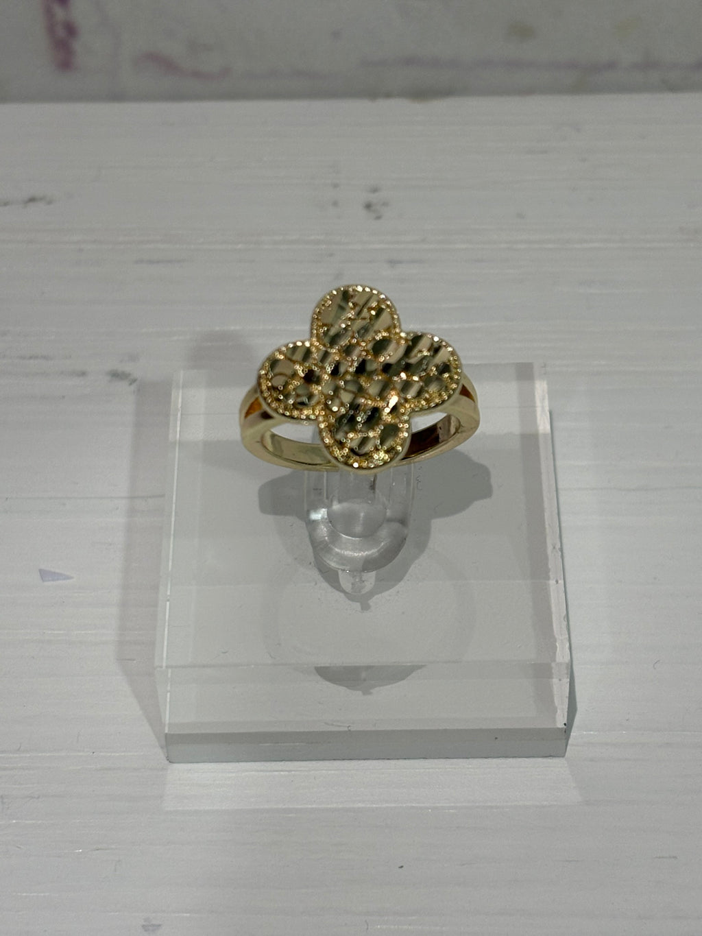 Clover Nugget Ring
