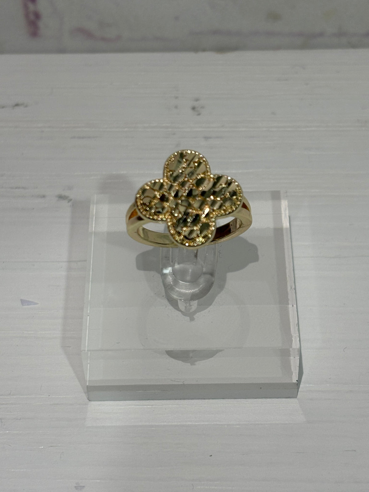 Clover Nugget Ring