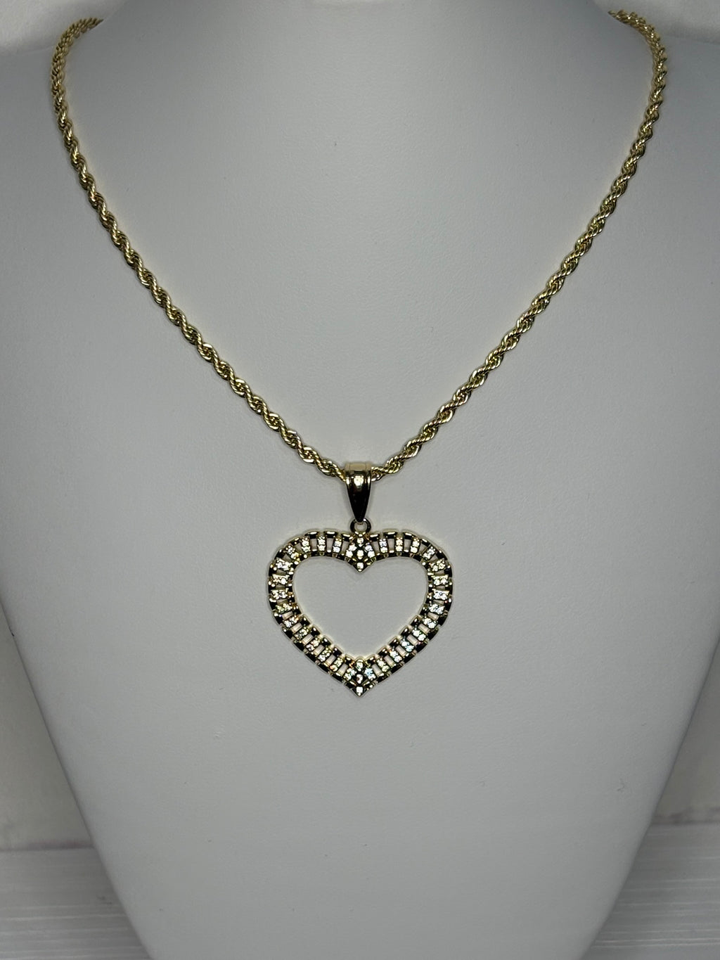 Rolly Heart Diamond Necklace