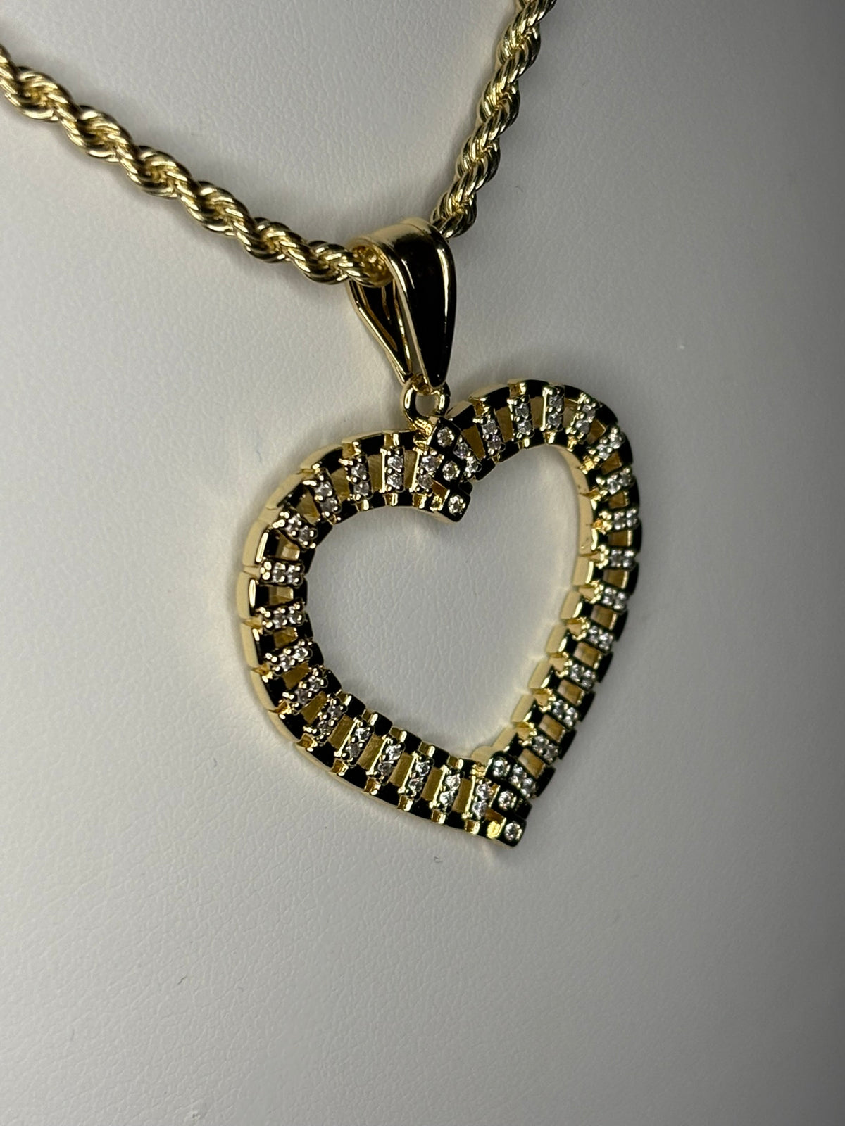 Rolly Heart Diamond Necklace