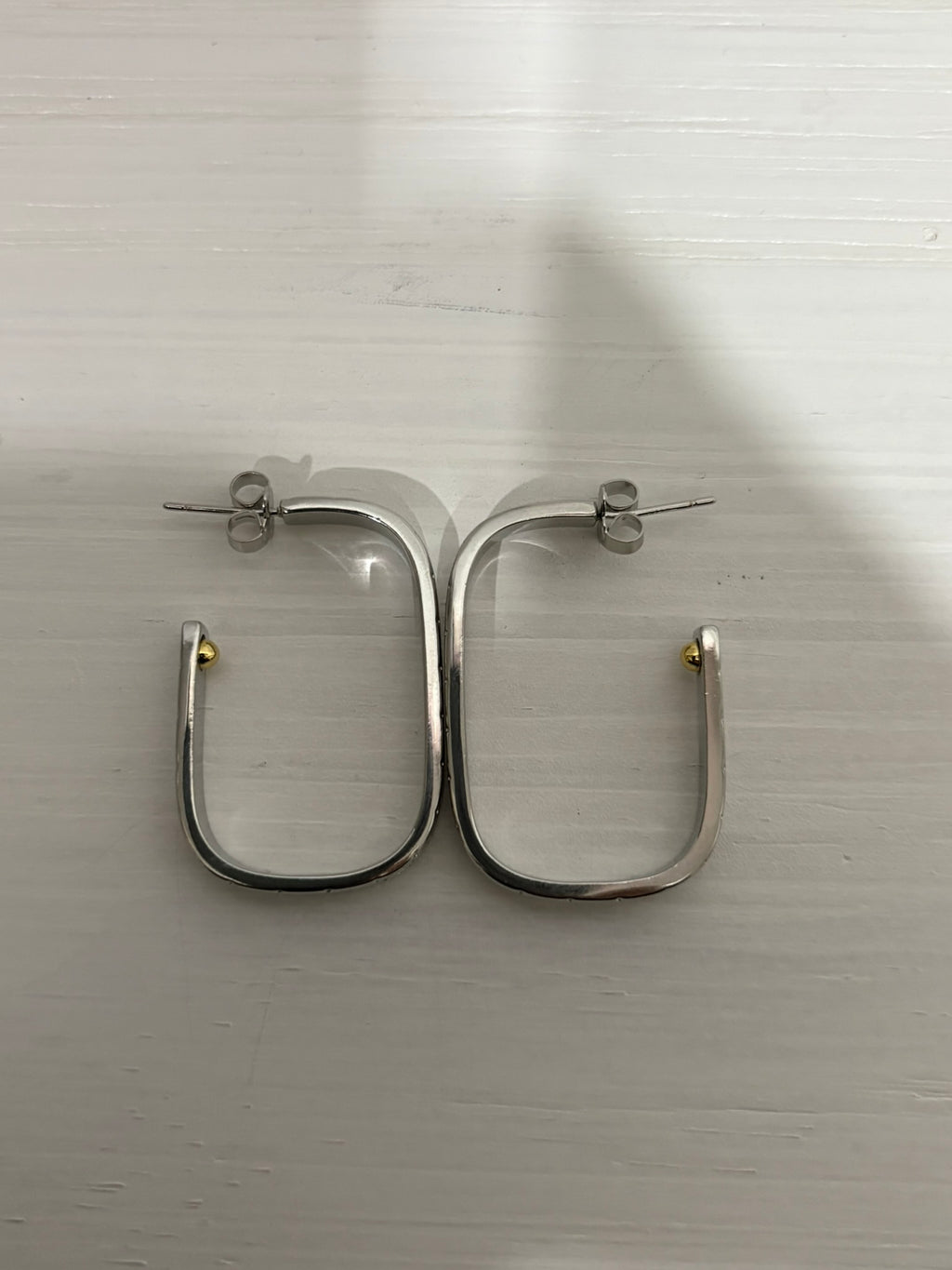 LuLu Oval Hoop