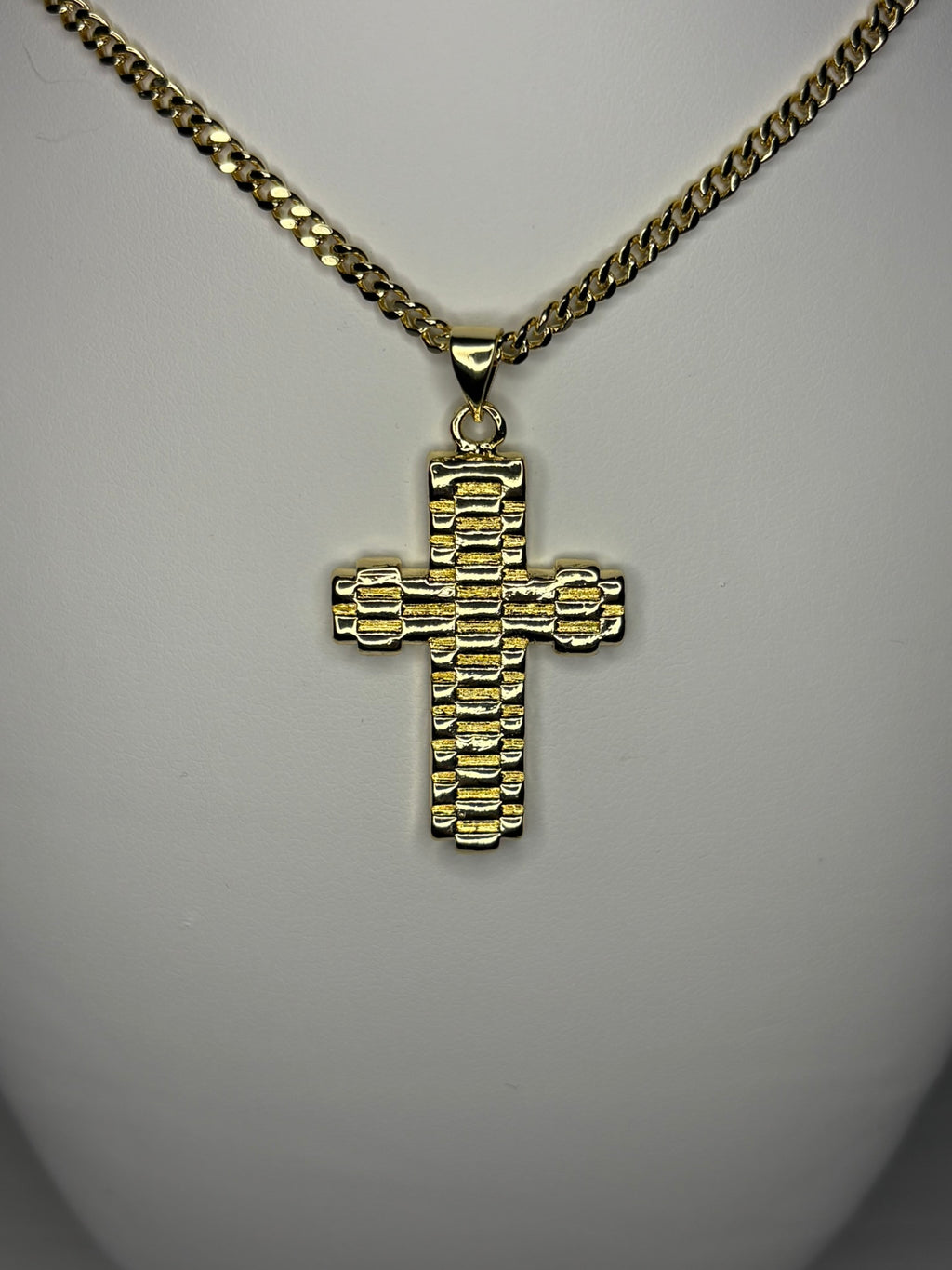Rolly Plain Cross