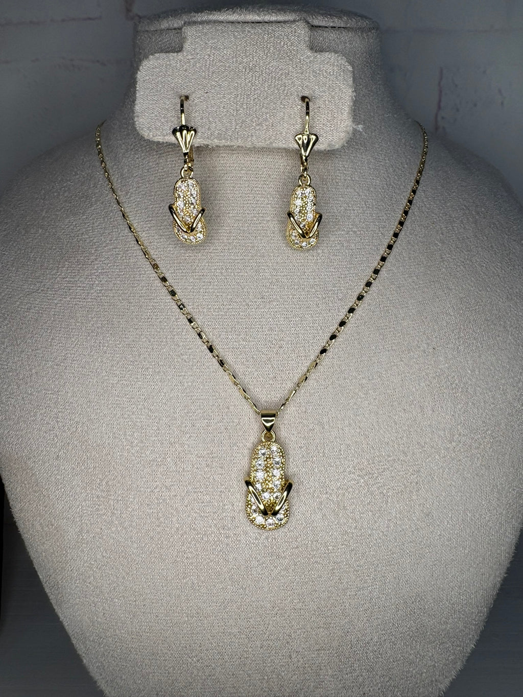Sun Kissed Sandal Jewelry Set