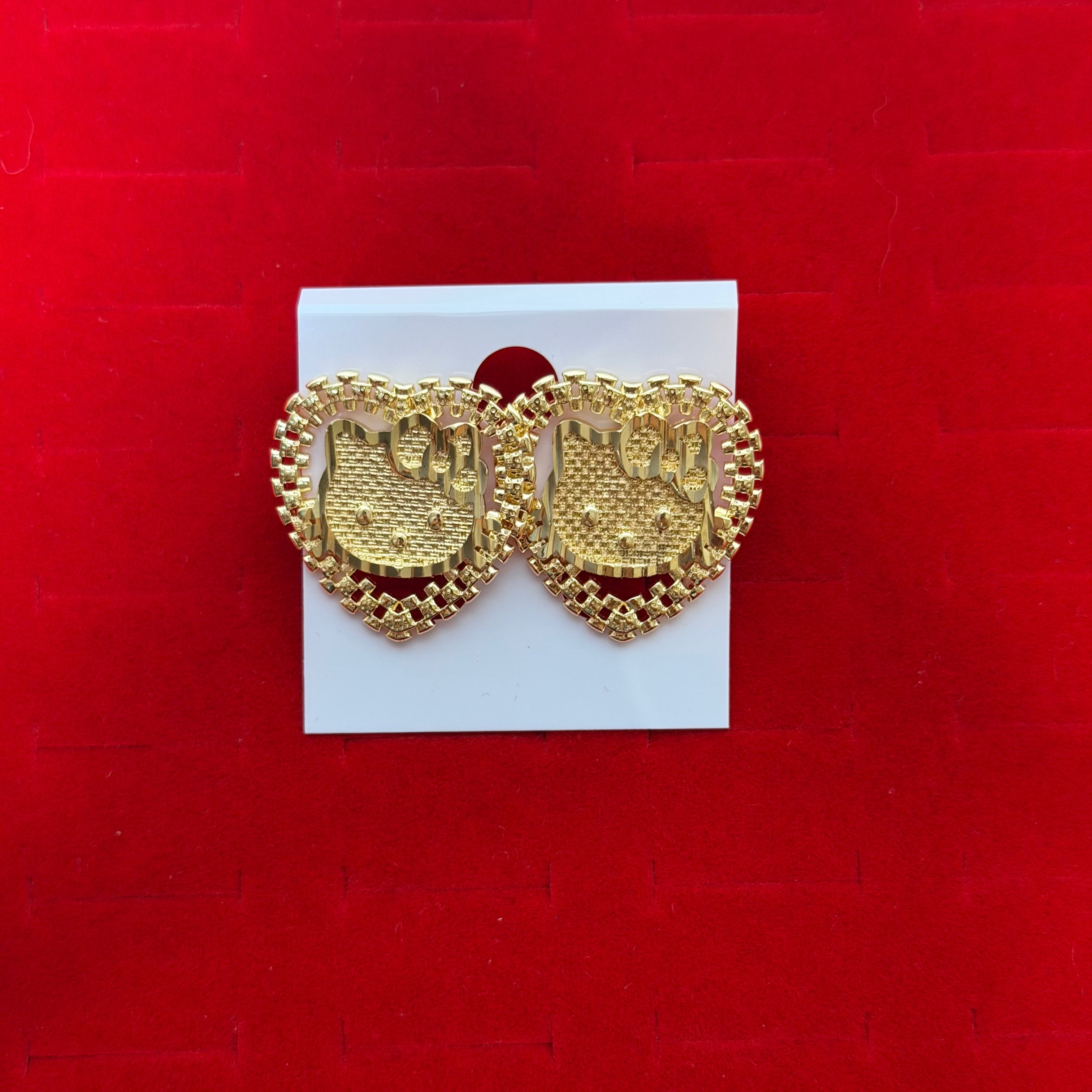 HK Heart Studs