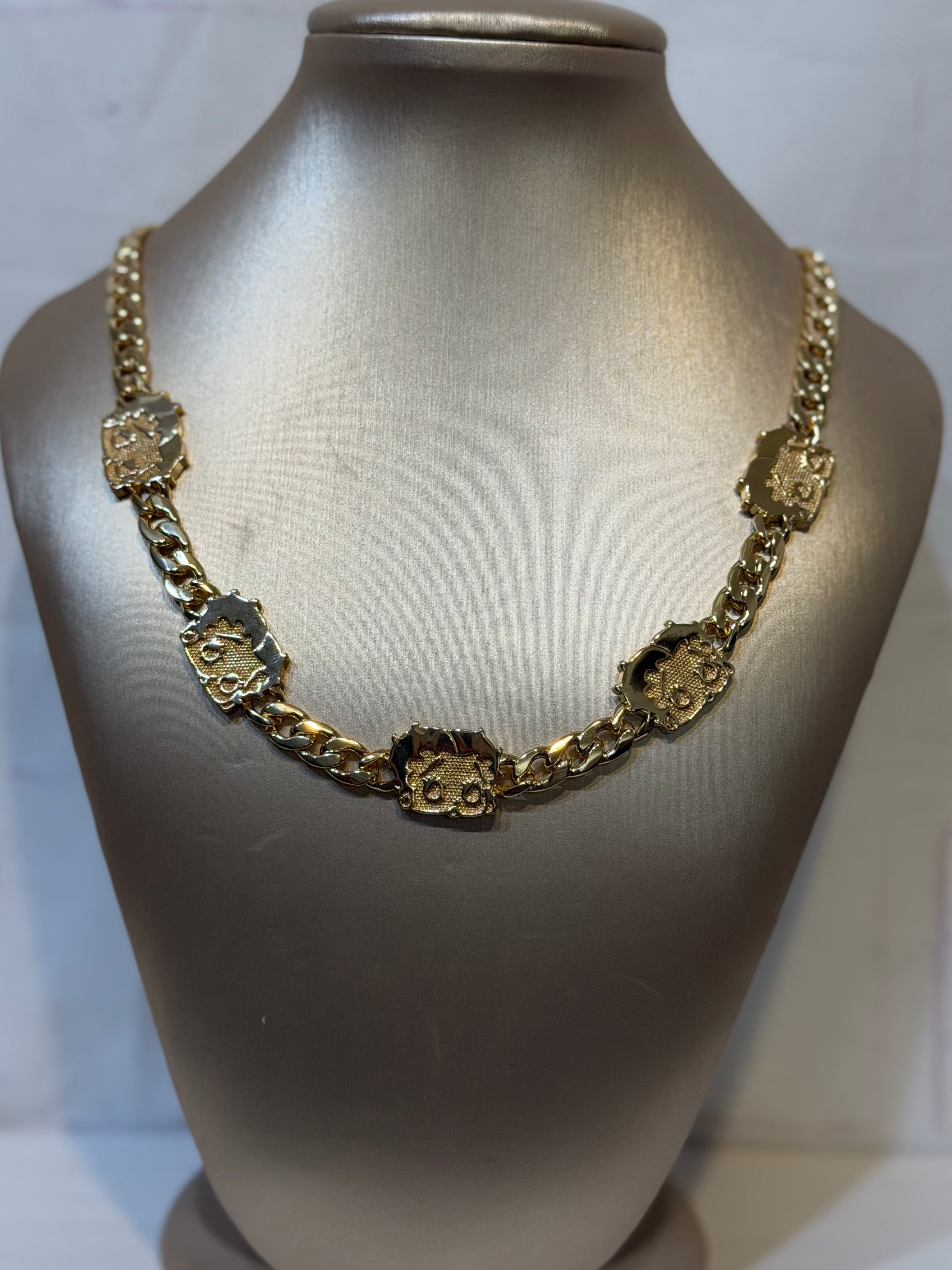 Multi Betty Chain