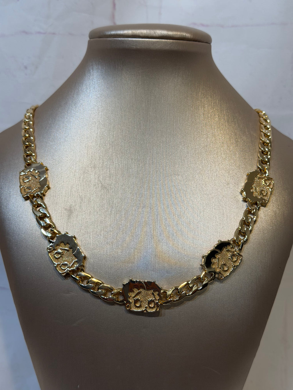 Multi Betty Chain