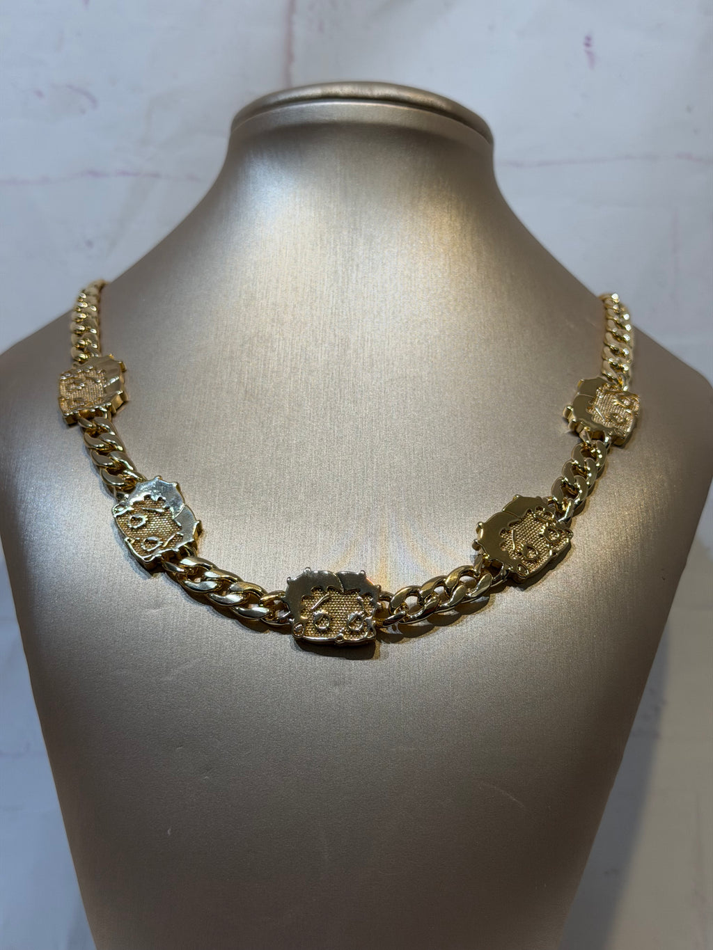 Multi Betty Chain