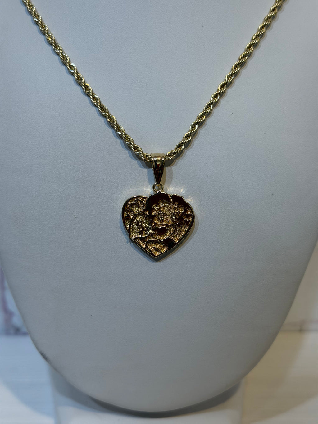 Betty Bag Necklace