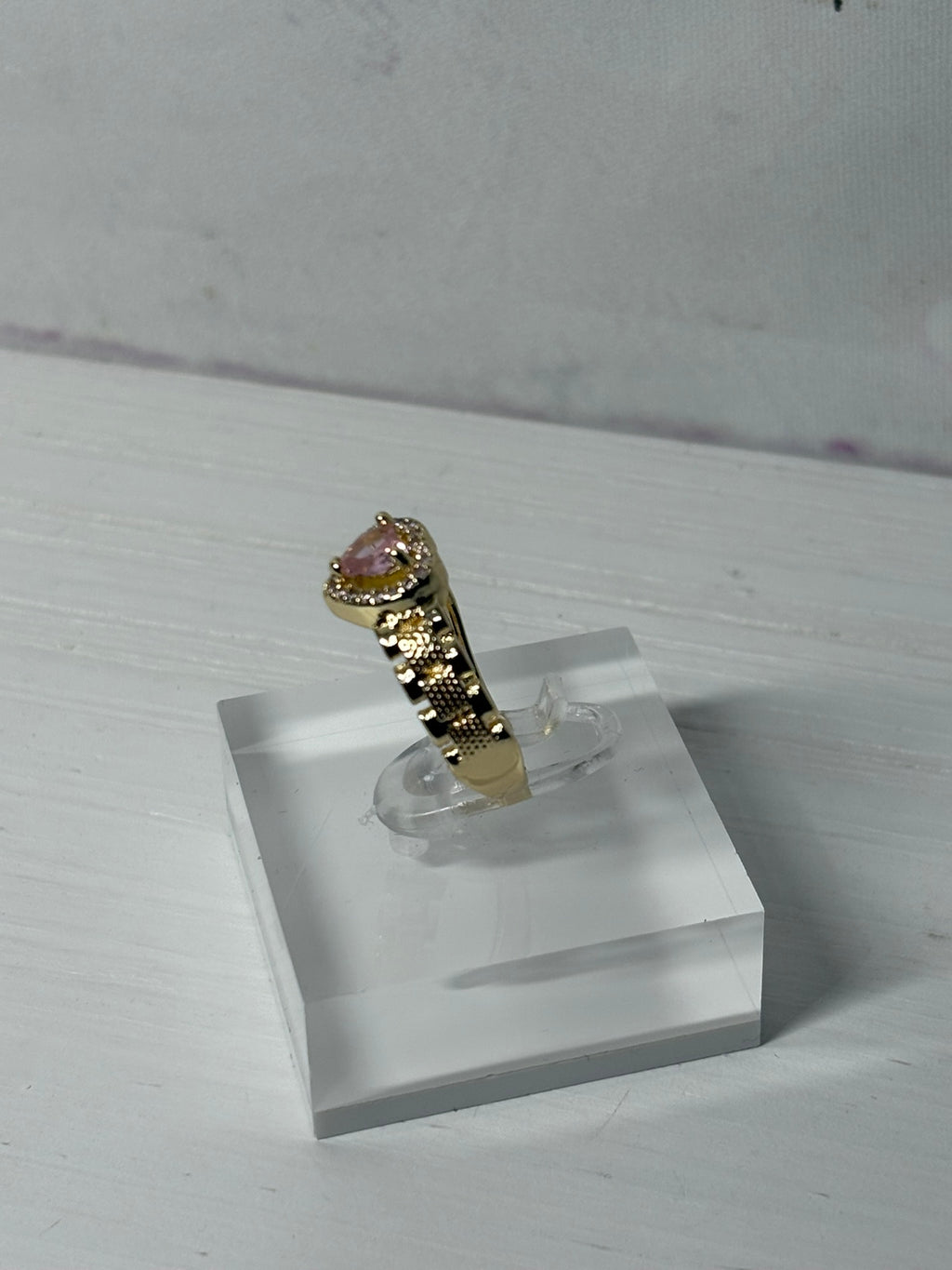 Tiny Rolly Heart Ring