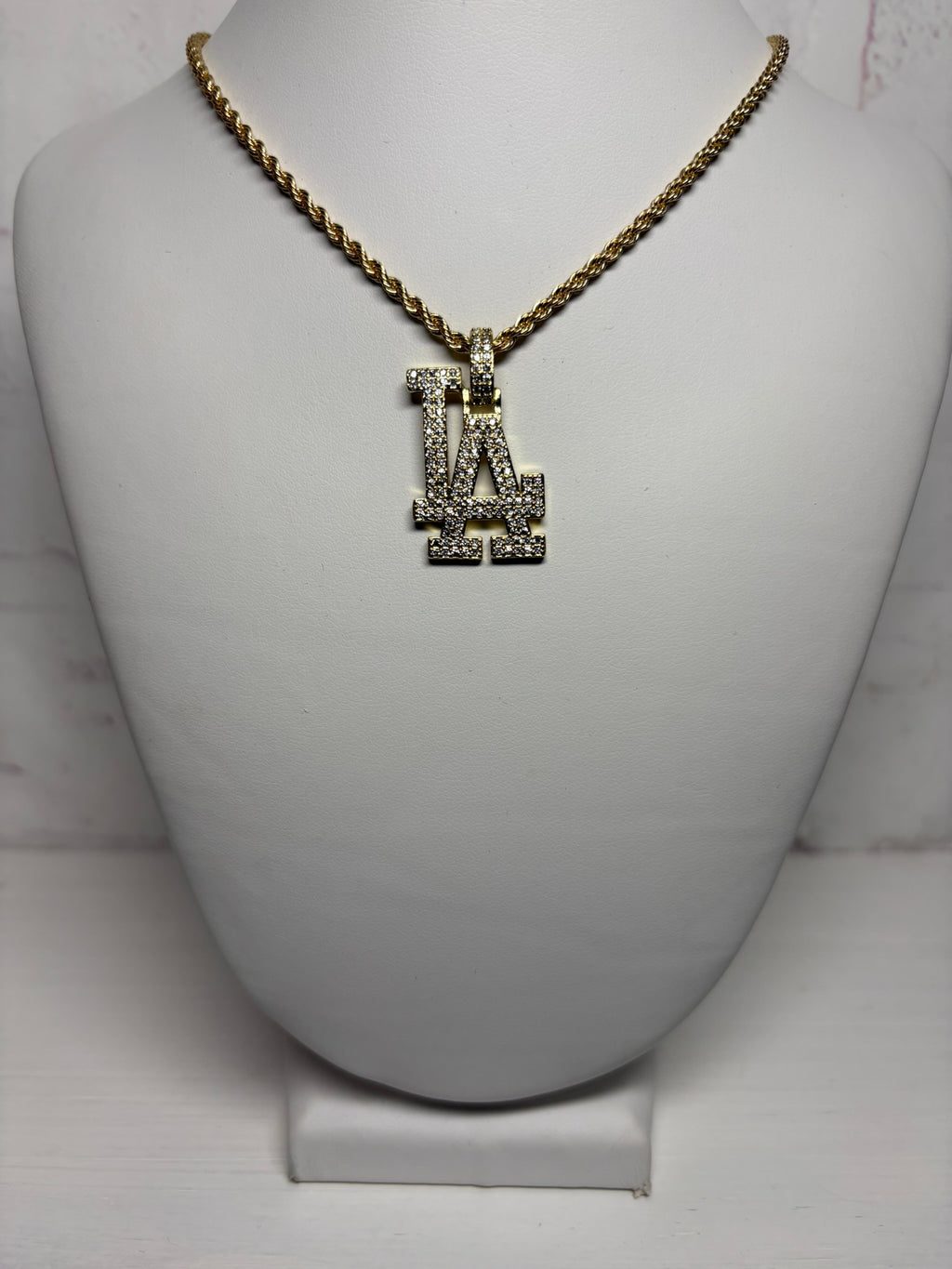 LA BLING NECKLACE