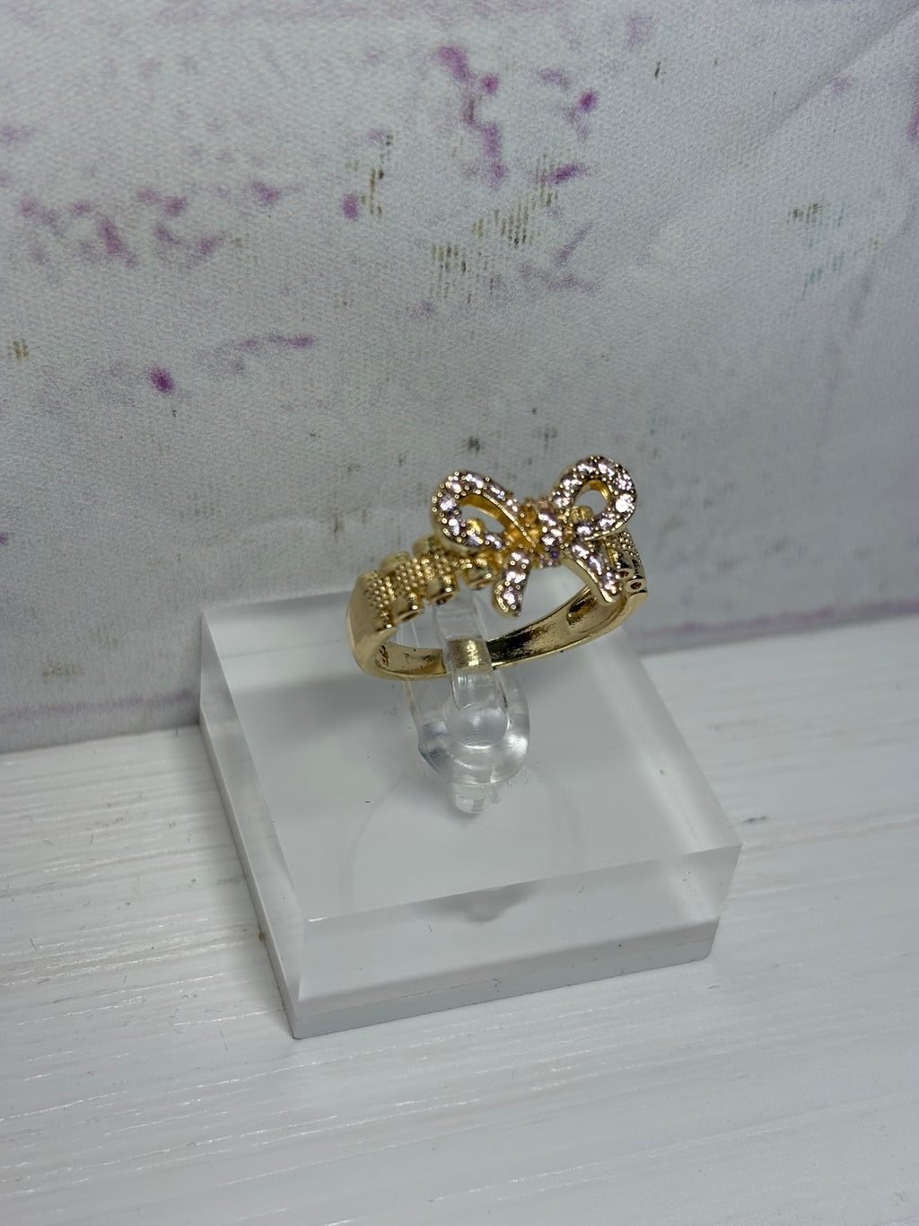 Bowtique Ring