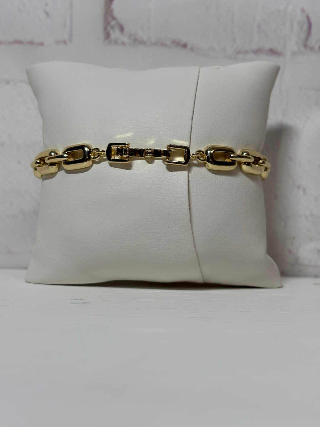Prestige Oval Bracelet