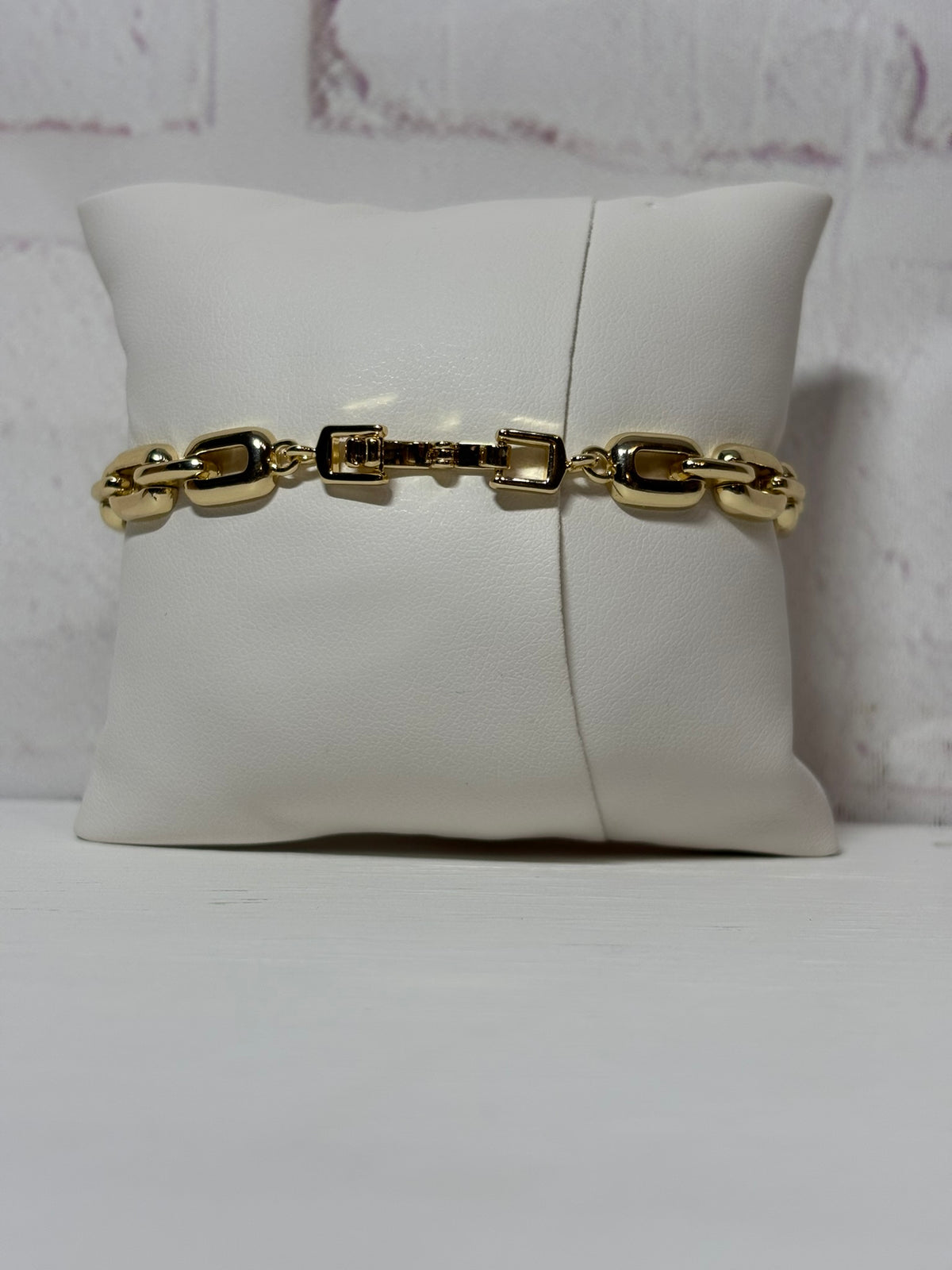 Prestige Oval Bracelet
