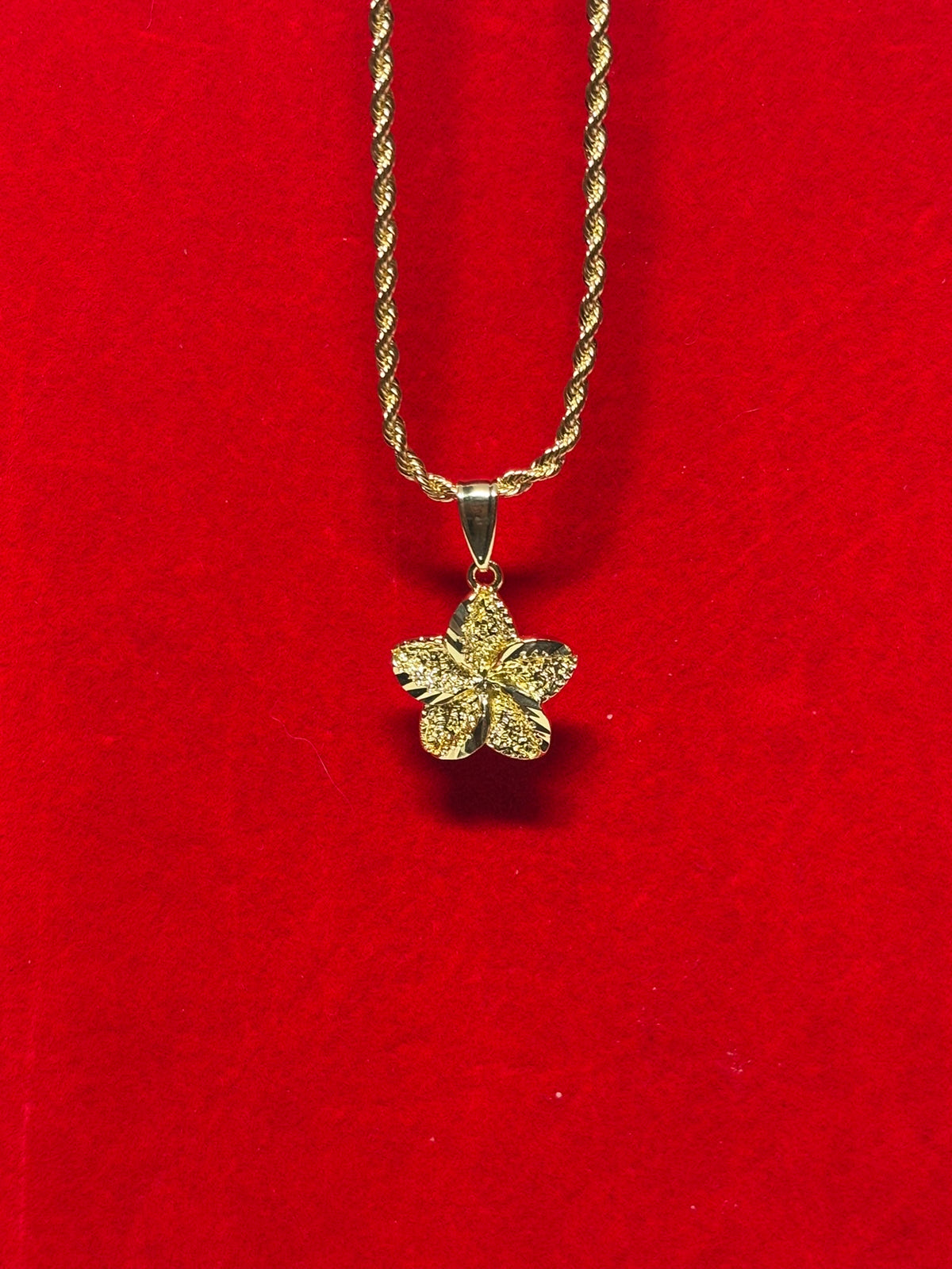 Hibiscus Necklace