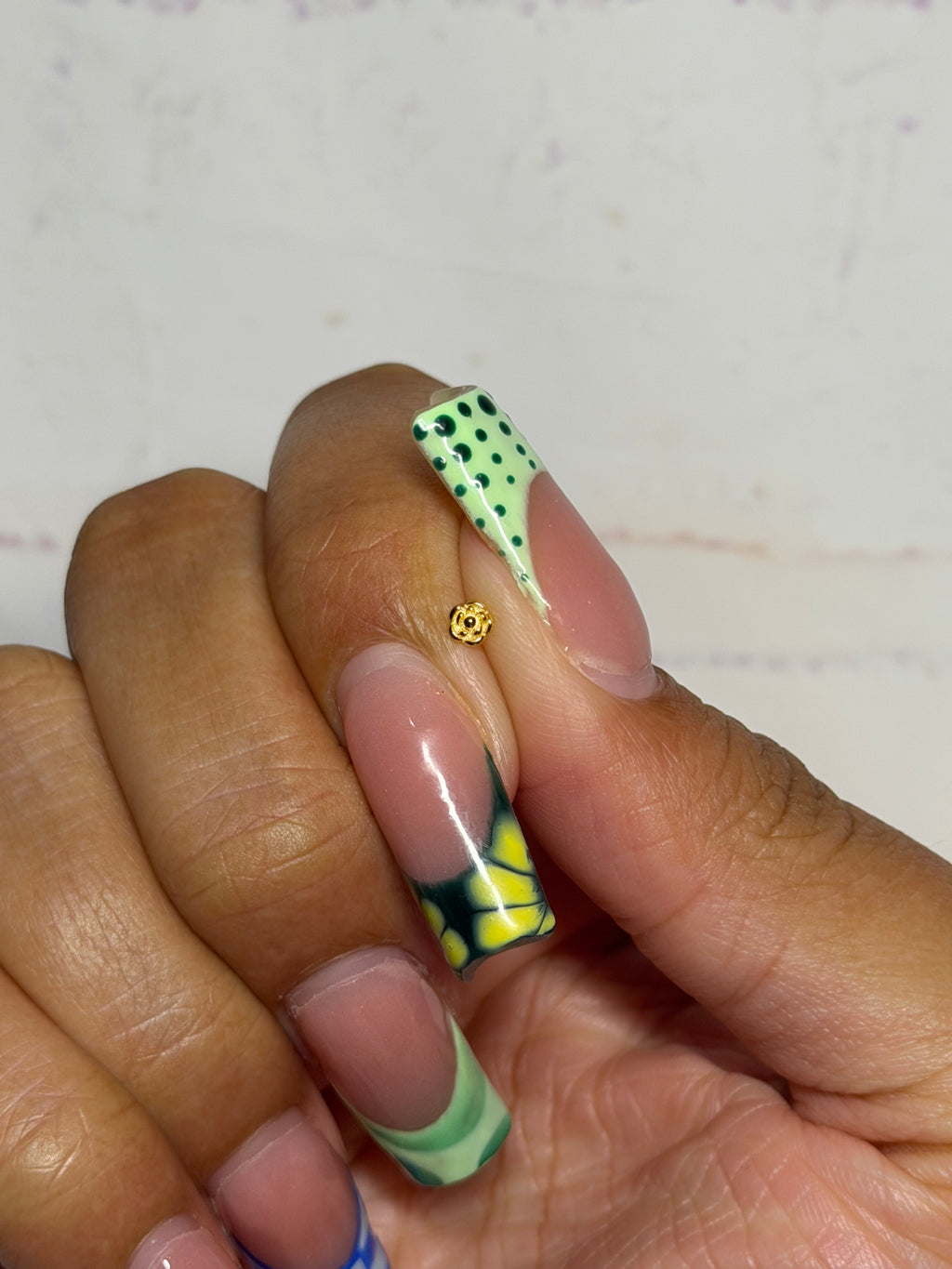 Flower me nose piercing