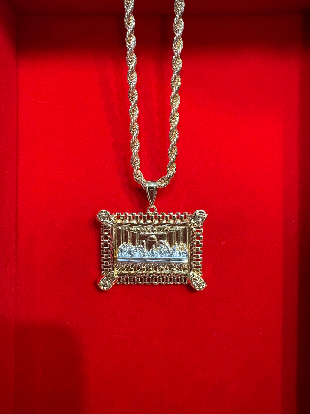 Last Supper Frame Necklace