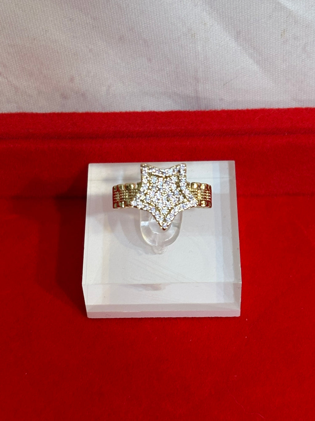 Pretty Star Ring