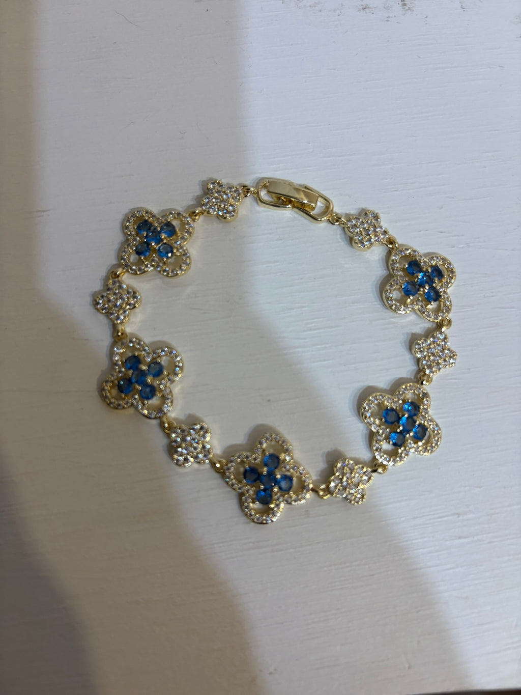 Sparkling Bloom Bracelet