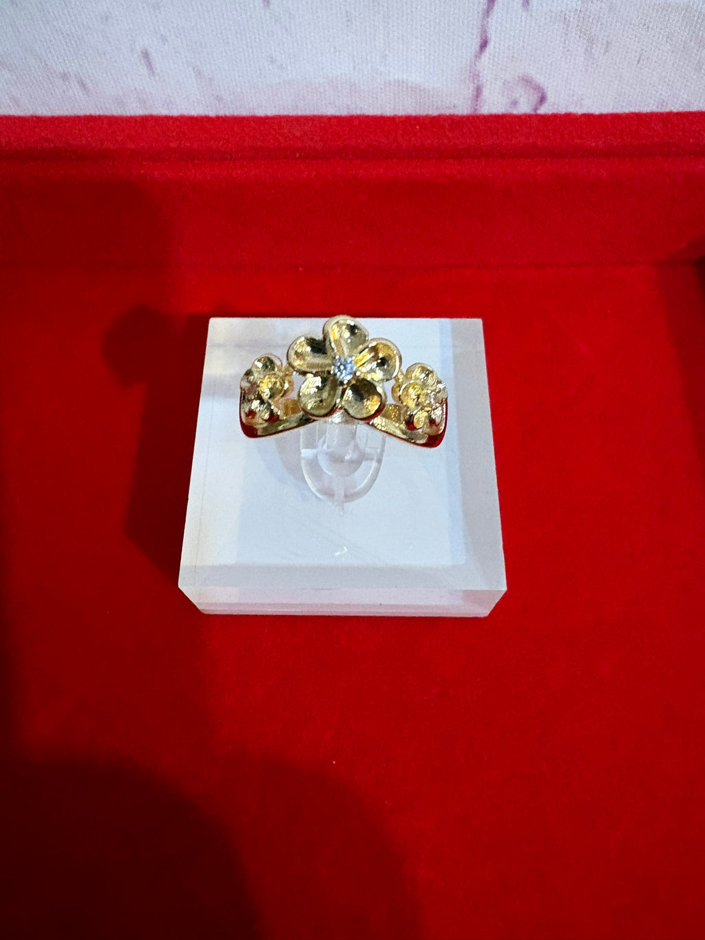3 Flower Ring