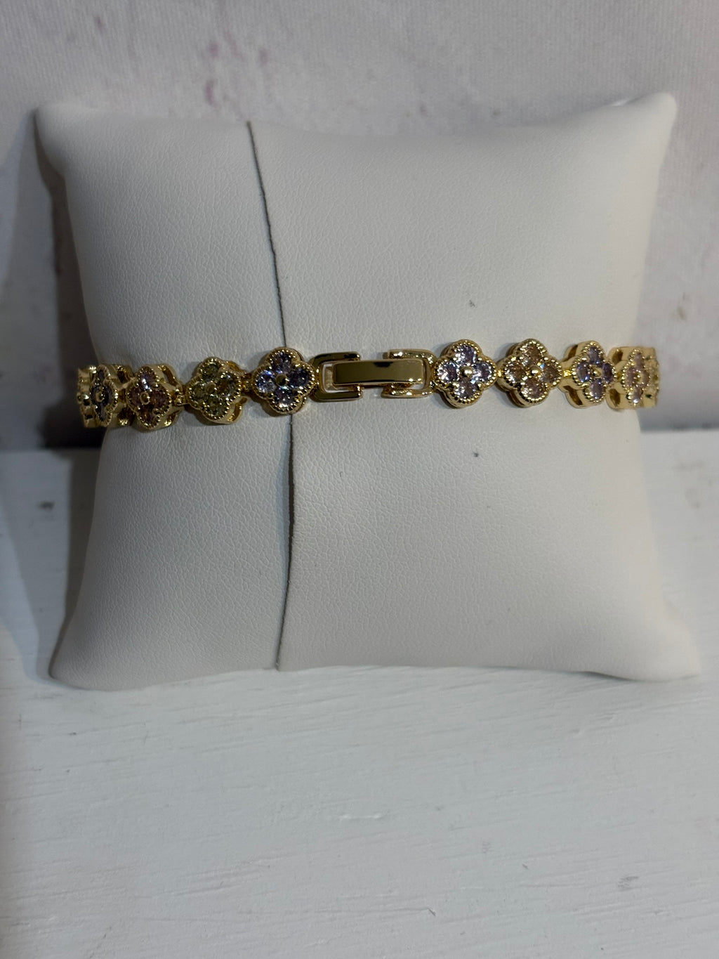 Pastel Clover Bracelet