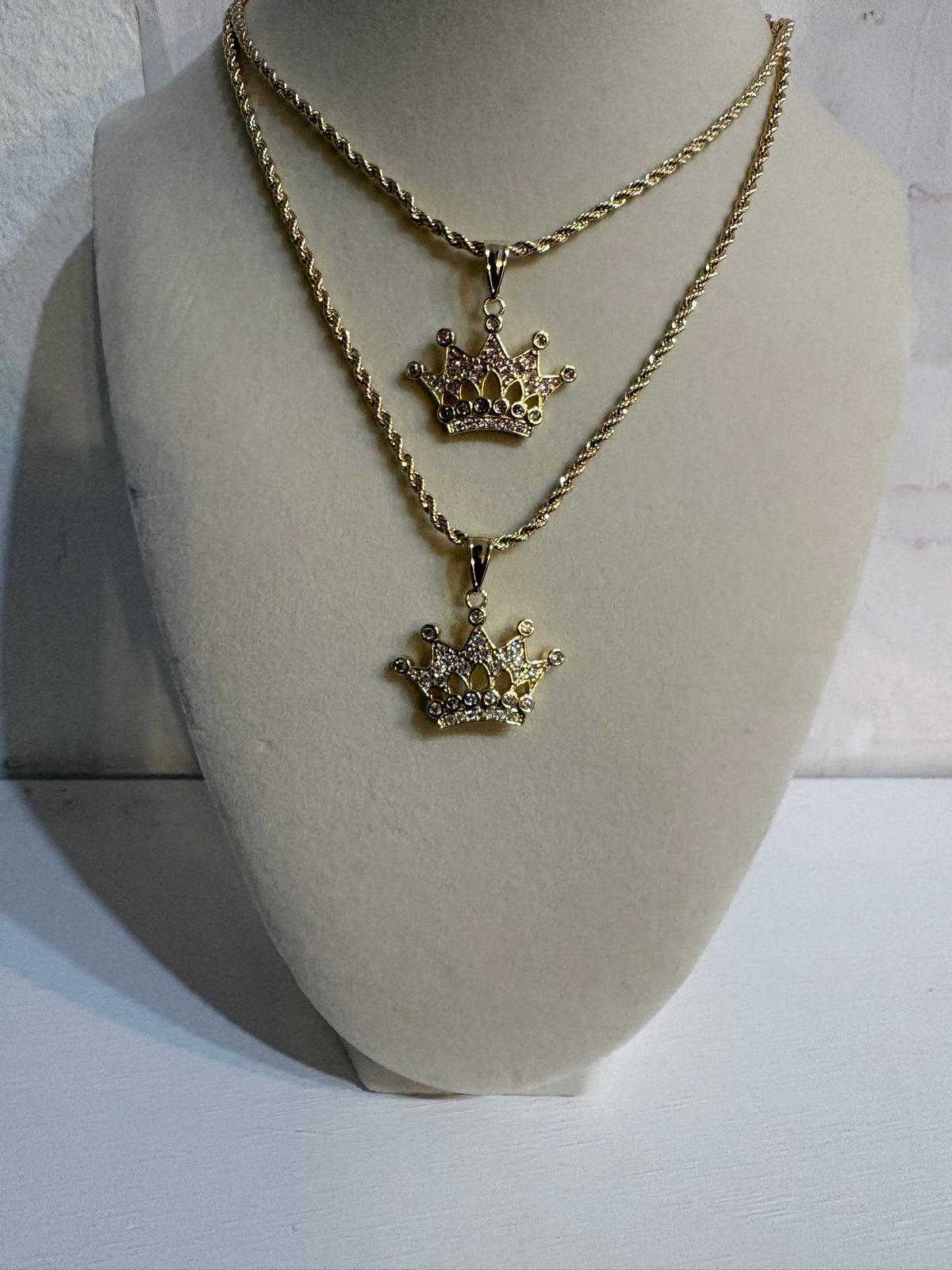 Bling Crown Necklace