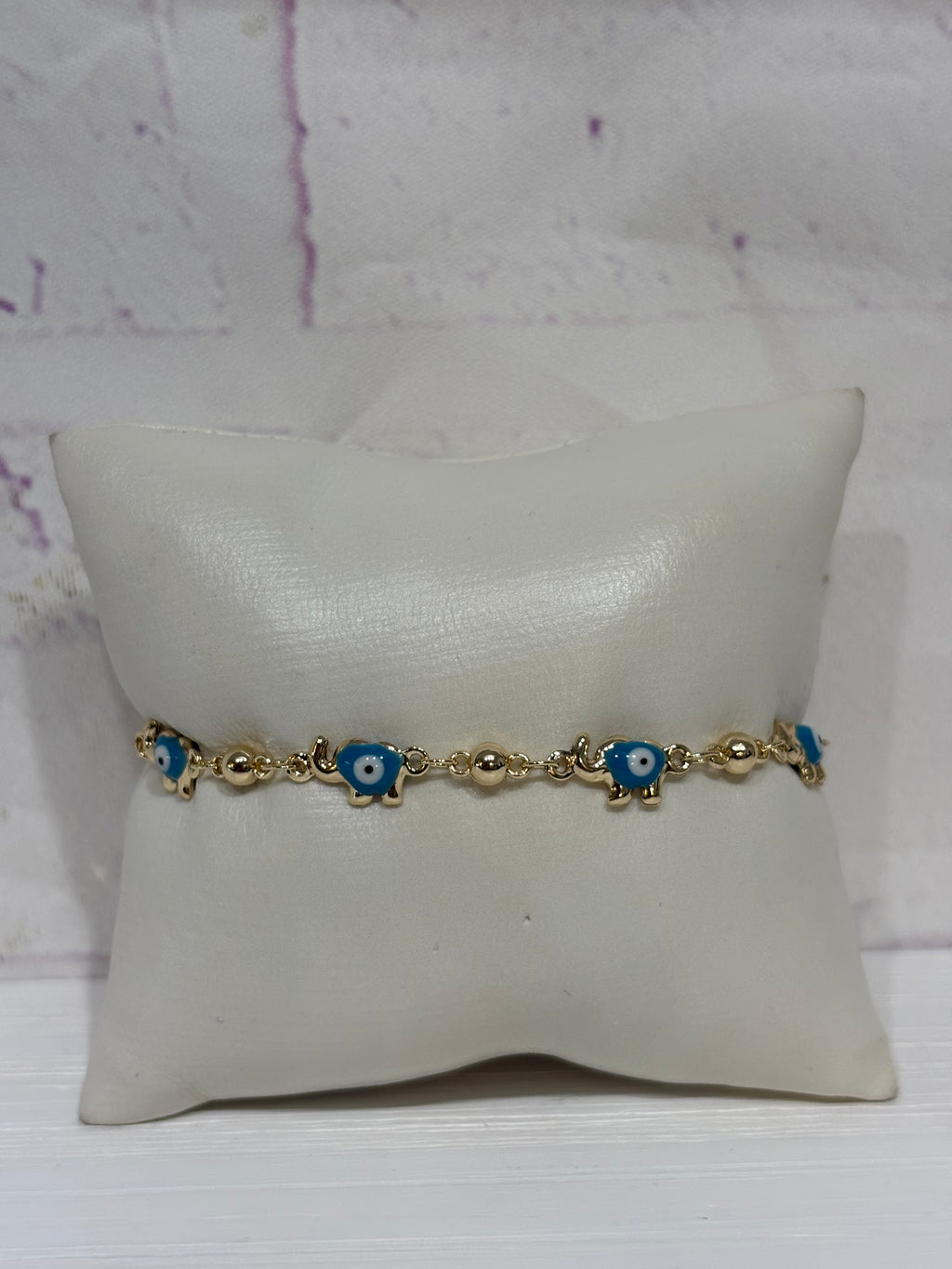 Blue eye bracelet